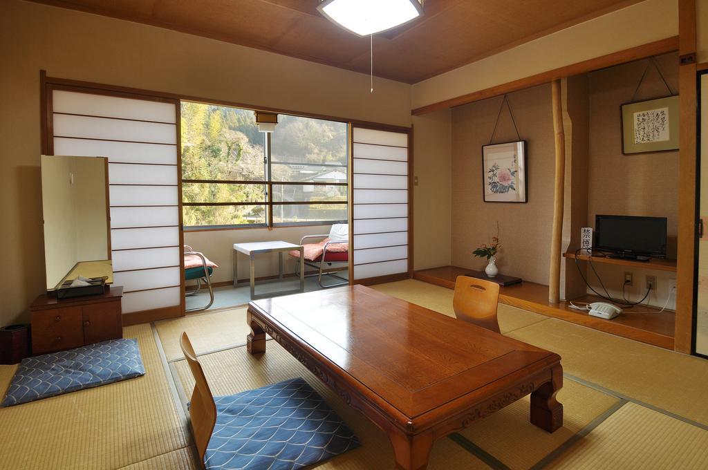 Furuyu Onsen Oogiya Saga Exterior photo